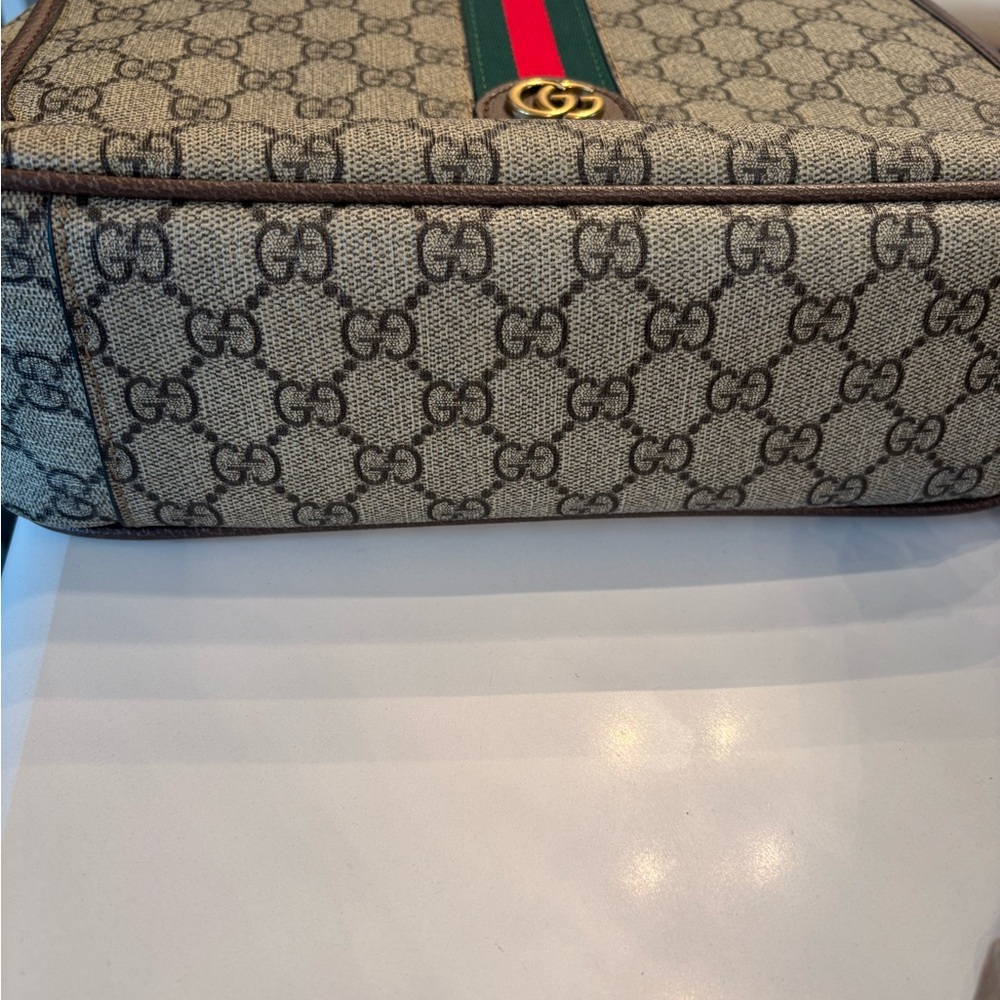 Gucci Brown GG Canvas Messenger Bag with Green and Red Web - Picture 5 of 9